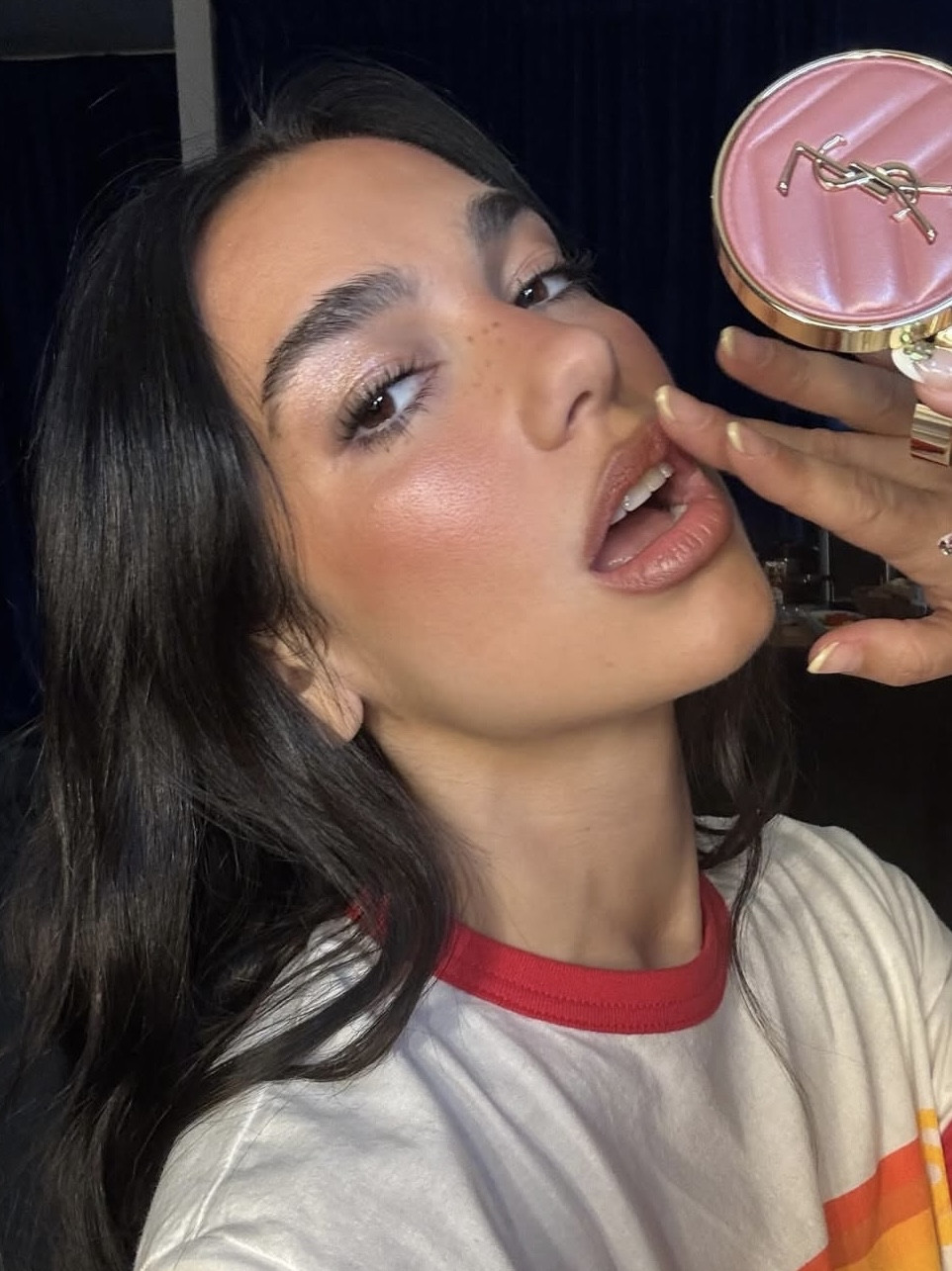 DUA LIPA